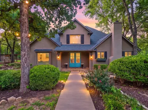 3003 Canyon Bluff Ct, Argyle, TX 76226