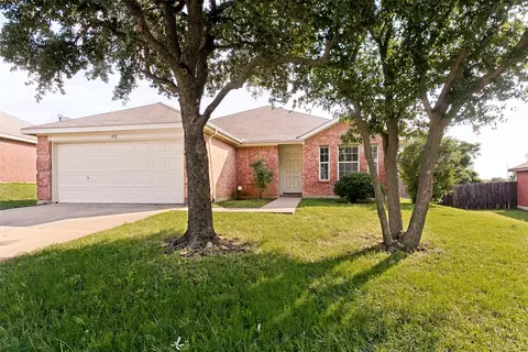 1512 Morin Dr, Denton, TX 76207