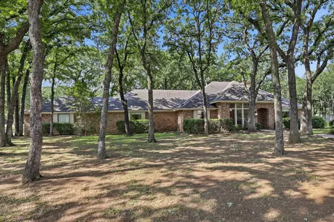 875 Lake Wood Dr, Southlake, TX 76092