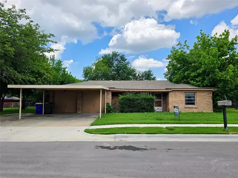 412 Kimbrough St, White Settlement, TX 76108