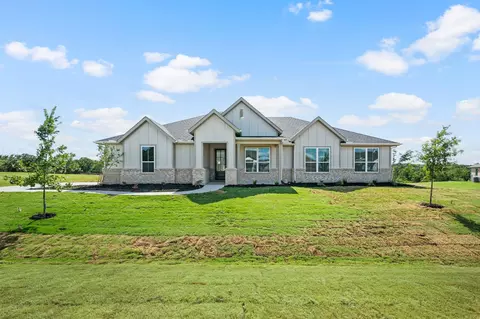 110 Brush Creek Dr, Boyd, TX 76023