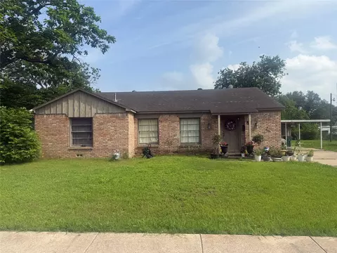 1508 E Texas Ave, Mart, TX 76664