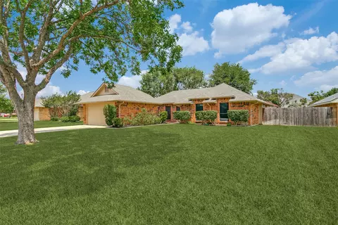 20 Chimney Rock Dr, Trophy Club, TX 76262