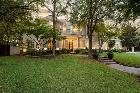 802 Carriage Ct, Southlake, TX 76092