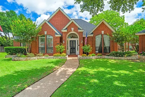 2007 Hunter Place Ct, Arlington, TX 76006