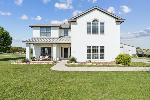 600 Lake Shadow Dr, Lavon, TX 75166