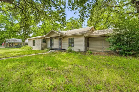 503 W Roberts St, Gorman, TX 76454
