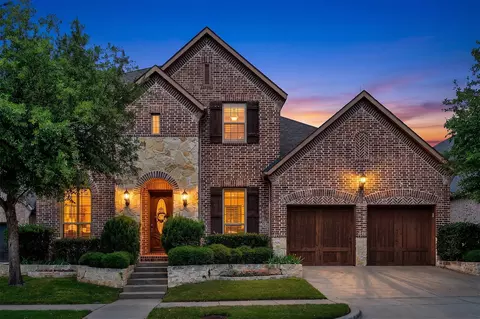 2248 Hidalgo Dr, Carrollton, TX 75010