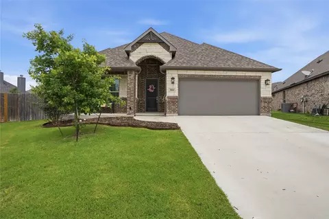 3004 W Wind Ct, Decatur, TX 76234