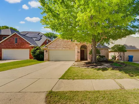 1016 Sweet Grass Trl, Flower Mound, TX 75028