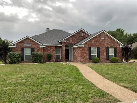 212 Toluca Trl, Hewitt, TX 76643