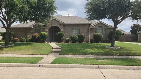 301 Ponderosa Trl, Murphy, TX 75094