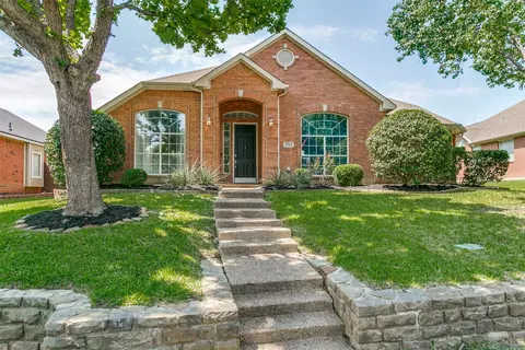 2768 Club Ridge Dr, Lewisville, TX 75067