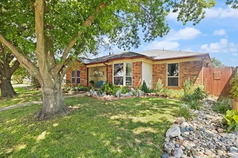 1423 Springcrest Dr, Mesquite, TX 75149