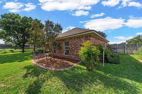 Exterior - 5612 Plantation Dr, Waco, TX 76708 photo 11 of 11