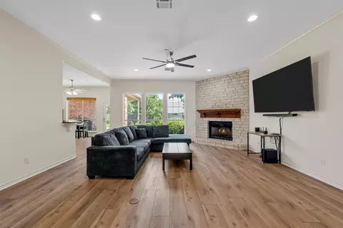 Living - 5612 Plantation Dr, Waco, TX 76708 photo 1 of 2