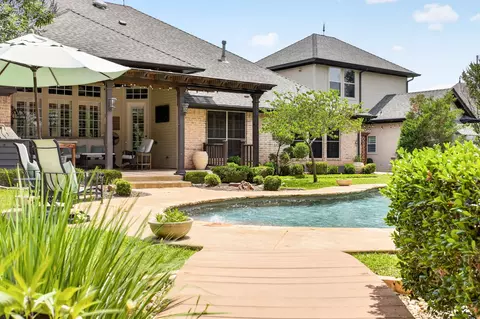 7333 Wooded Acres Trl, Mansfield, TX 76063
