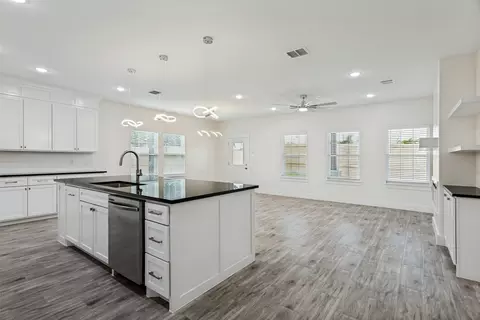 Other - 901 E Devitt St, Fort Worth, TX 76110 photo 1 of 7