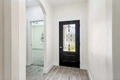 Entry Way - 901 E Devitt St, Fort Worth, TX 76110 photo 1 of 1
