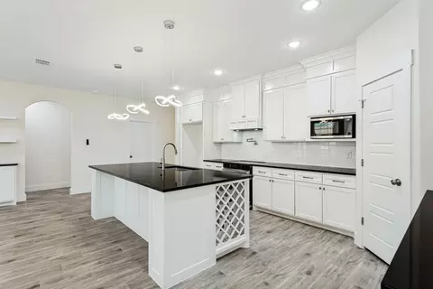 Kitchen - 901 E Devitt St, Fort Worth, TX 76110 photo 4 of 5