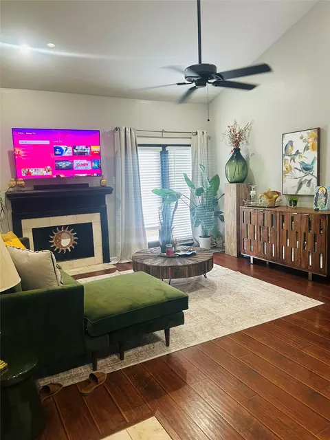 8601 Park Ln #732, Dallas, TX 75231