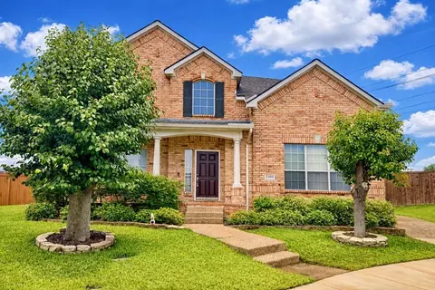 8300 Charleston St, Irving, TX 75063