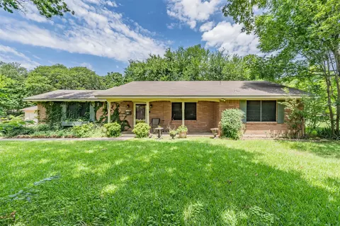 202 Mathis St, Seagoville, TX 75159