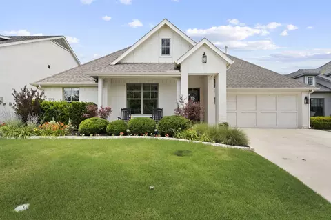672 Lookout Point Ave, Aledo, TX 76008