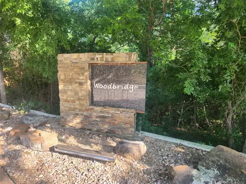 10124 Candlebrook Dr, Dallas, TX 75243