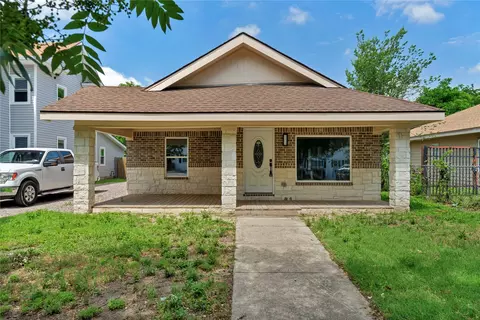 2916 Travis Ave, Fort Worth, TX 76110