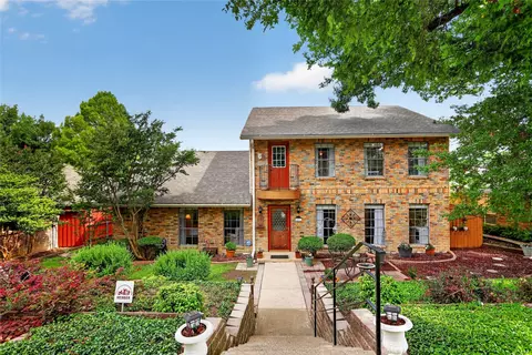 8261 Club Meadows Dr, Dallas, TX 75243