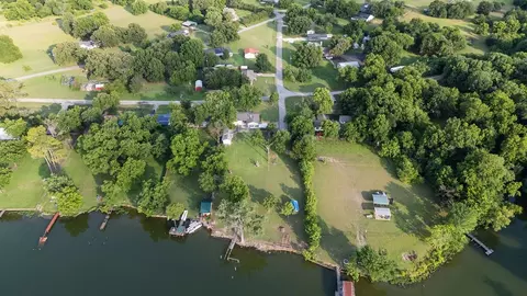 160 Vz County Road 3732, Wills Point, TX 75169