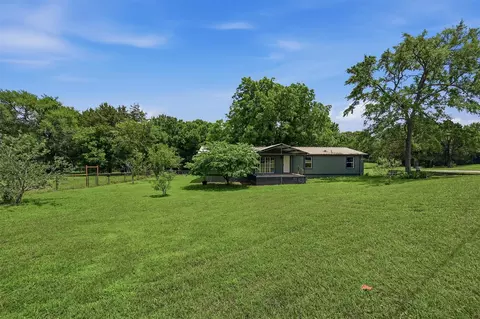 150 Gilbreath Rd, Sadler, TX 76264