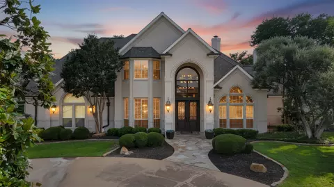 6050 Oak Hollow Dr, Burleson, TX 76028