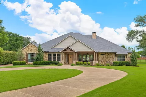 8640 Normandy Way, Argyle, TX 76226
