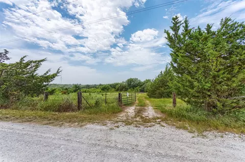 2075 County Road 151, Gainesville, TX 76240