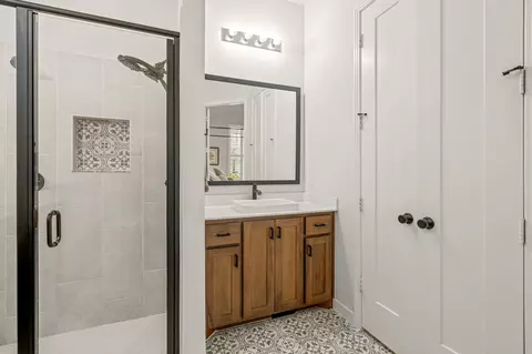 Bath - 3524 E Cheney Ave, Celina, TX 75009 photo 3 of 4
