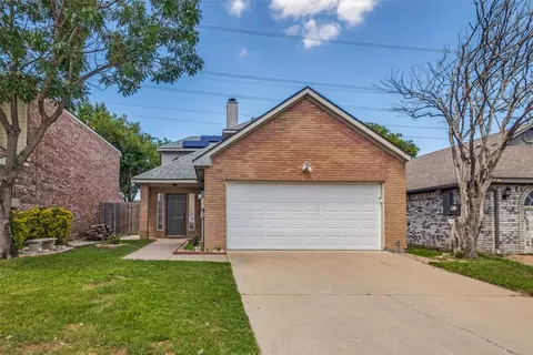 1383 Mimosa Ln, Lewisville, TX 75077