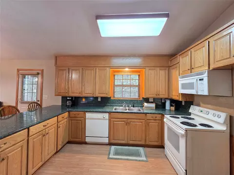 Kitchen - 5015 561 Rd, Simms, TX 75574 photo 3 of 4
