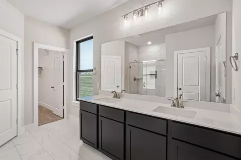 Bath - 9301 Rolling Meadow Way, Denton, TX 76207 photo 1 of 5