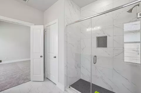 Bath - 9301 Rolling Meadow Way, Denton, TX 76207 photo 4 of 5