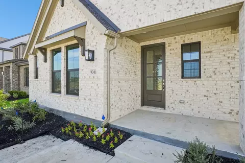 Exterior - 9301 Rolling Meadow Way, Denton, TX 76207 photo 5 of 7