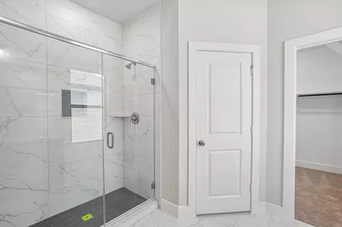 Bath - 9301 Rolling Meadow Way, Denton, TX 76207 photo 5 of 5