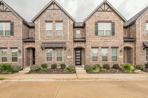 12933 Couture Dr, Farmers Branch, TX 75234