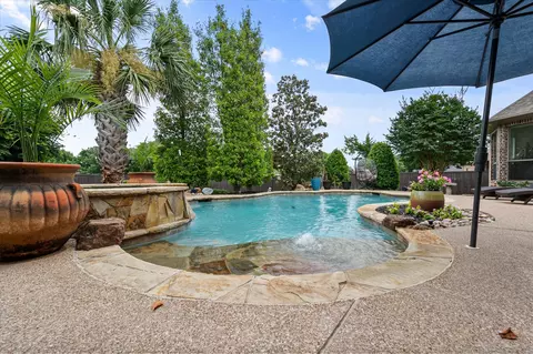 1510 Ashemore Ct, Midlothian, TX 76065