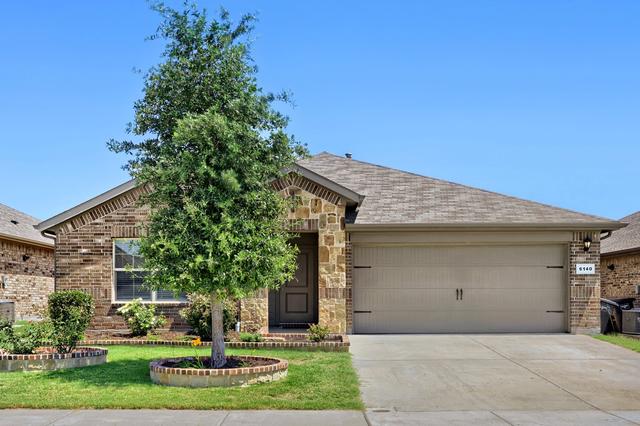 6140 Blacksmith Ave, Fort Worth, TX 76179