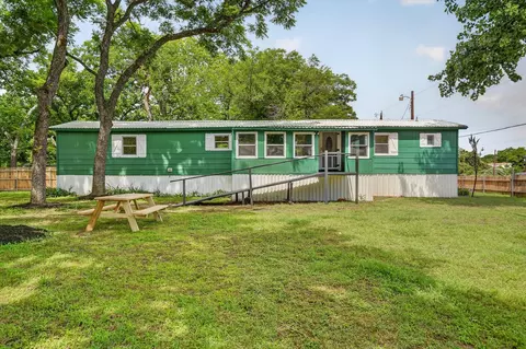 5469 Lake Granbury Trl, Granbury, TX 76048