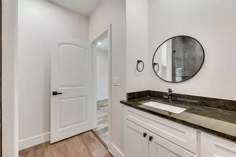 Bath - 11167 Plainview Rd, Krum, TX 76249 photo 6 of 6