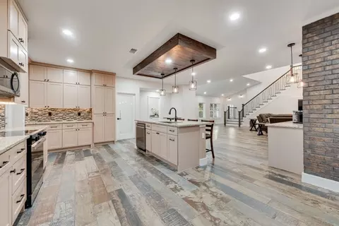 Kitchen - 11167 Plainview Rd, Krum, TX 76249 photo 3 of 3