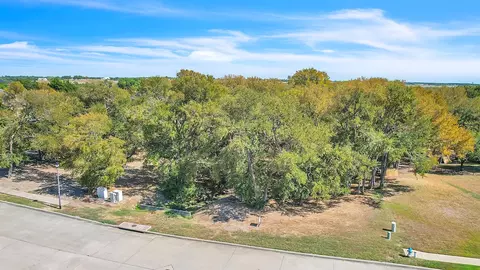 133 Falcon Point Dr, Heath, TX 75032
